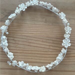 Elegant White Floral Headband